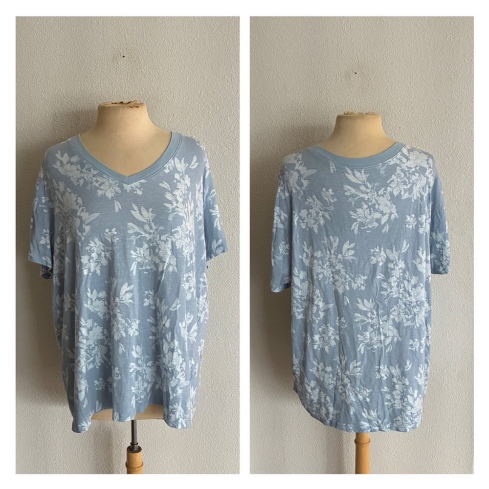WAS $23 Torrid floral tee